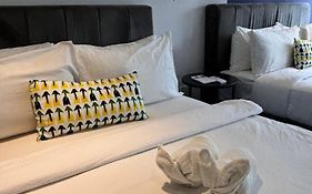 Scarletz Comfy Suites Klcc By Momo
